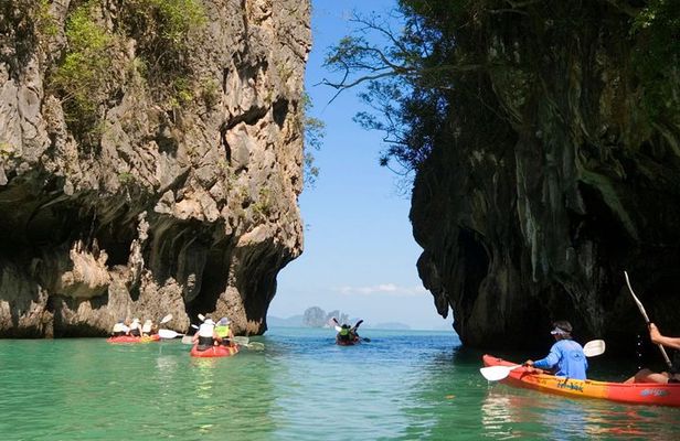 Small-Group Sea Kayaking at Hong Island from Krabi