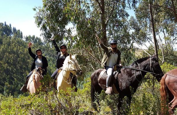 Half day Horseback Riding tour around Sacsayhuaman park