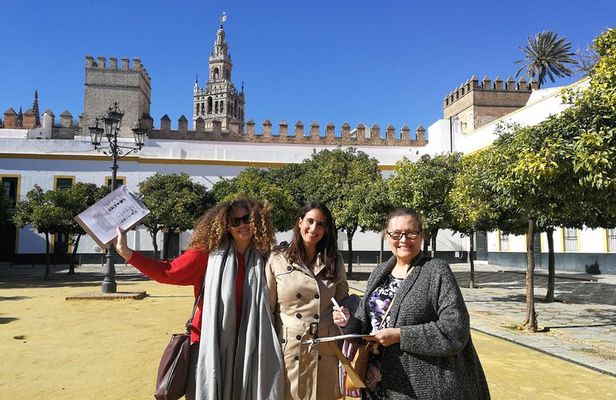 Learn Spanish Seville Santa Cruz Walking Tour