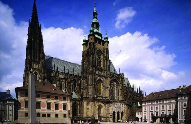 Small-Group Prague Castle and Interiors Walking Tour