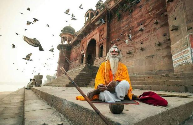 Private Varanasi Tour Including Car and Tour Guide