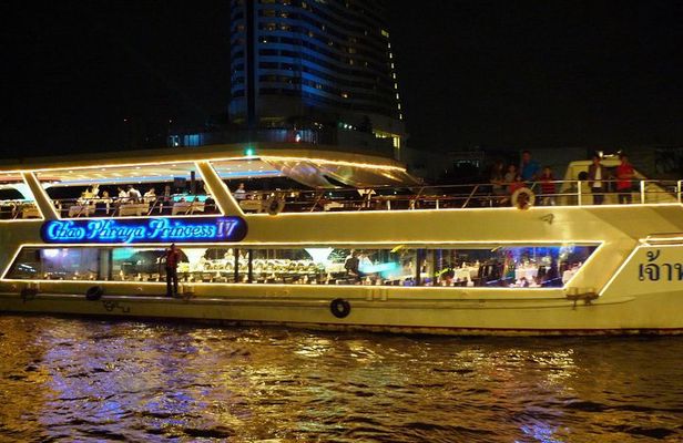 Chao Phraya River Dinner Cruise