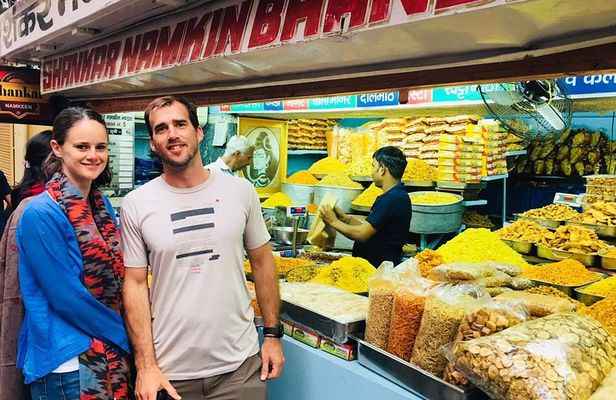Private Half Day Food and Walking Tour of Jaipur