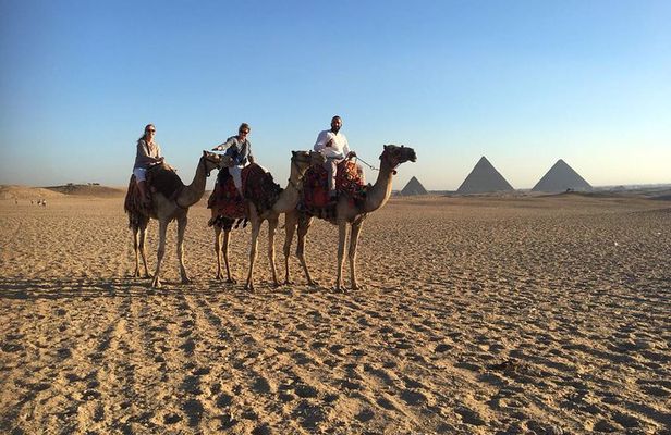 Explore The Pyramids Of Giza With Camel Ride