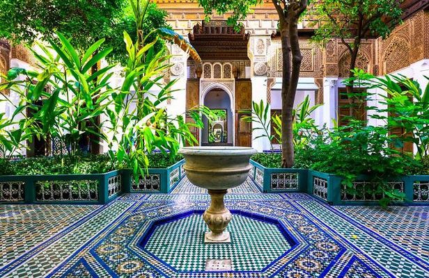 Discover Marrakech: Vibrant Explorer Tour