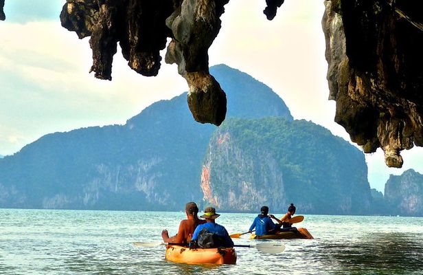 John Gray’s Legendary Cave Canoeing Adventure – Phang Nga Bay