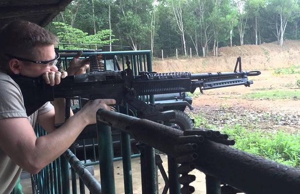 Small-group Saigon City & Cu Chi Tunnels Day Trip