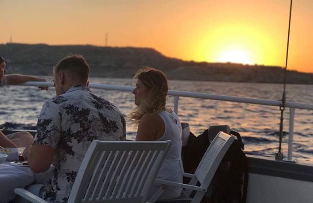 Rhodes Exclusive Sunset Cruise Gourmet Dinner, Drinks Guitar duet