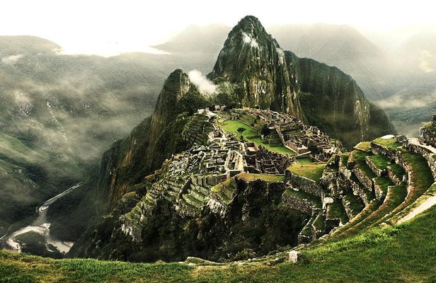 Machu Picchu Trips One Day Tour with Inca Rail Train from Cusco