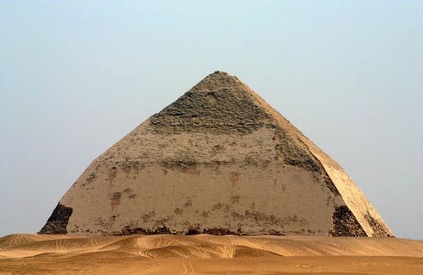 Saqqara, Memphis, and Dahshure Day Tour from Cairo or Giza