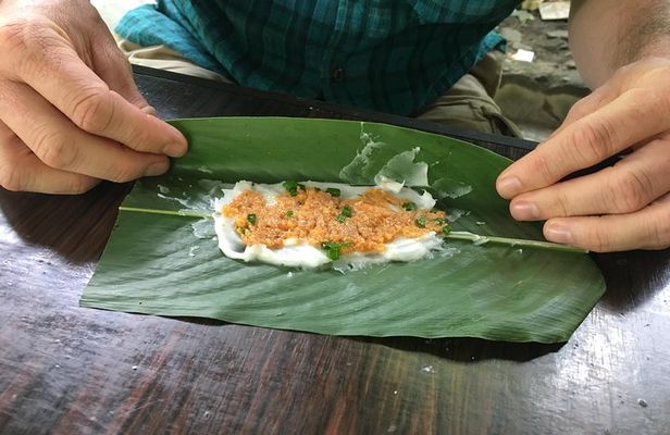 Half-Day Guided Hue Foodie Motorbike Tour