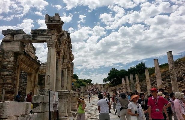 Ephesus Small Group Tour From Kusadasi - Selcuk