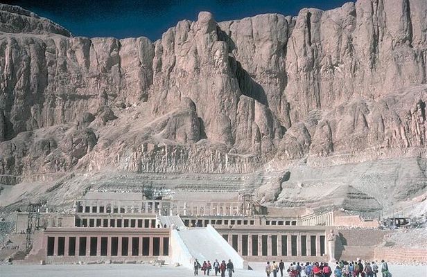 Luxor Day Tour from Cairo by Flight