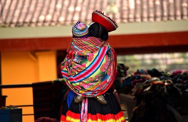 Super Sacred Valley: Chinchero - Salt Mines - Moray & Ollantaytambo