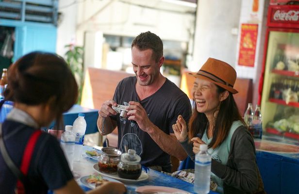 Foodie Experience of Historic Bang Rak