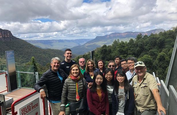 #1 Private Blue Mountains Tour by authentic story telling locals 