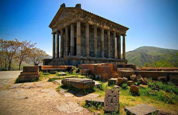 Private tour to Garni - Geghard - Tsaghkadzor (Kecharis)