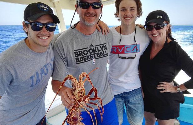 Fishing Experience Around Capri from Sorrento with Lunch Onboard 