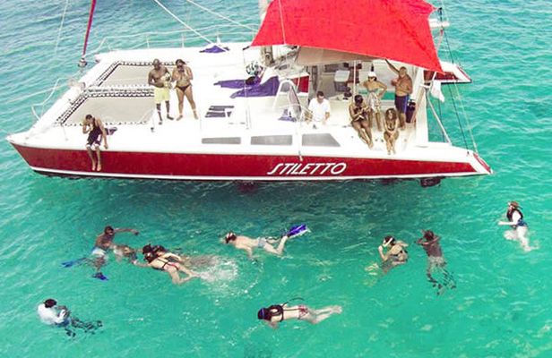 Barbados Catamaran Turtle Snorkel with Open Bar 