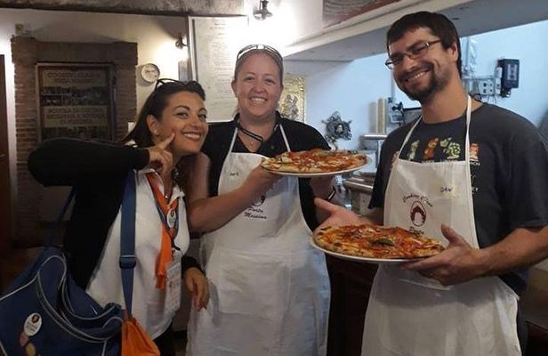 Taormina Pizza Making Class- From Messina