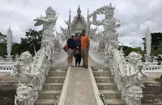 Chiang Rai Temples ( White,Blue )And Doi Suthep Private Day Tour
