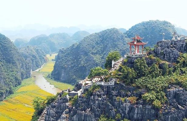 From Hanoi: Tam Coc, Hoa Lu and Mua Caves Full-Day Trip