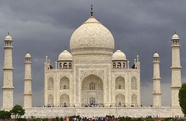 Famous 3 Days Delhi Agra and Jaipur