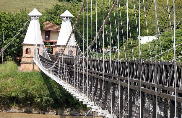 Tour Santa Fe de Antioquia