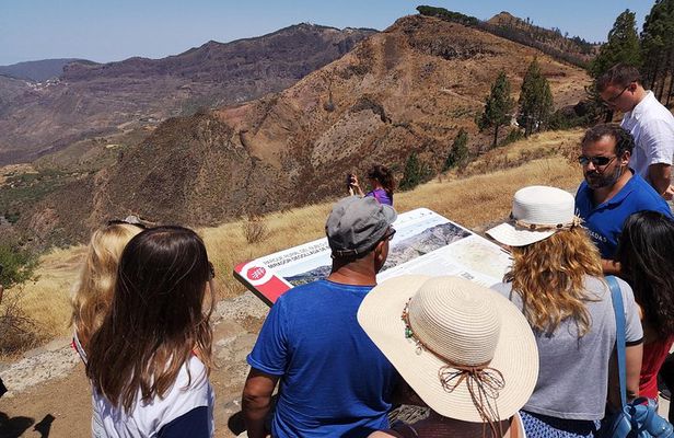 Full Day to Bandama Volcano, Center and High Peaks of Gran Canaria & Roque Nublo