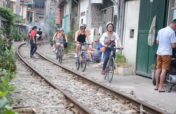 Bicycle Tours Hanoi: Half Day Hanoi City Bicycle Tours