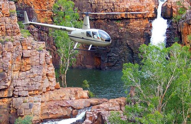 Katherine Gorge Flight from Darwin, with Cruise and Heli Scenic