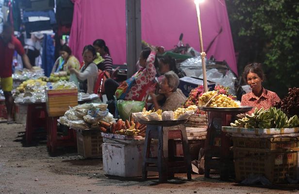 Private Night Food Tour In Siem Reap