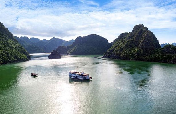 Halong Bay 2D1N With Transfer To/From Hanoi - Overnight On Cruise