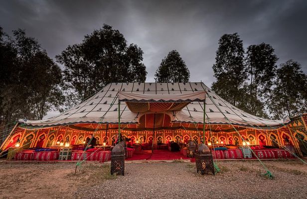 Balloon Escape – Transfer, Breakfast & Calligraphy Certificate 