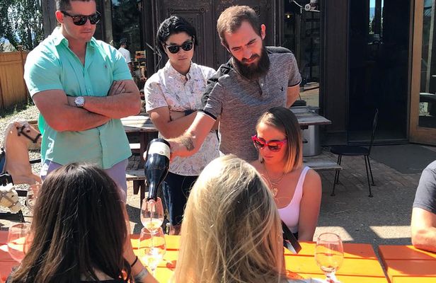 Full Day 4 Wineries Mission Hill & Quails Gate With Lunch Stop*