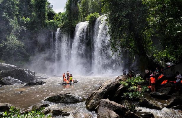 Private Kulen Mountain and Beng Mealea Temple Tour