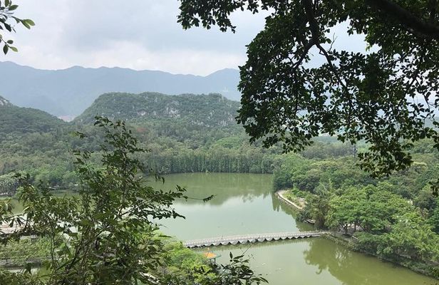 Private Day tour to Mt Dinghu and Seven Star Crags from Guangzhou