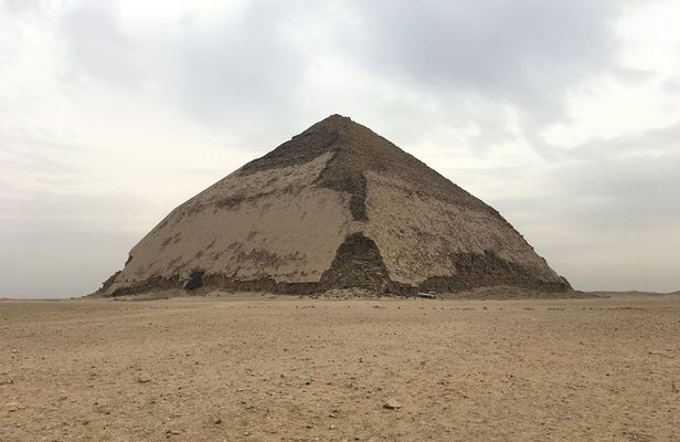 8 Hours Full day tour to Giza Pyramids, Memphis, Sakkara & Dahshur