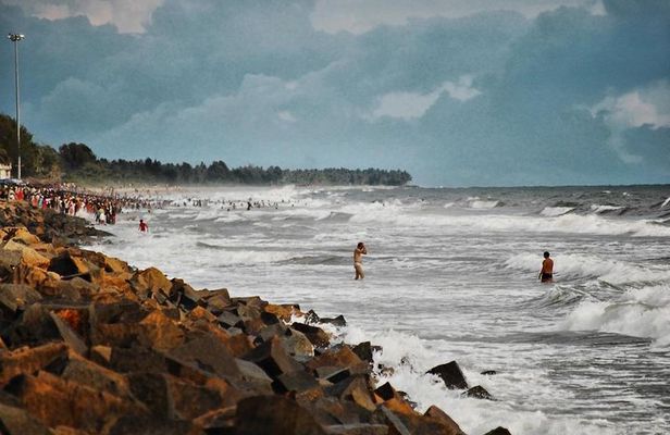 Kerala Sea Food Trail: An Excursion To Cherai Beach
