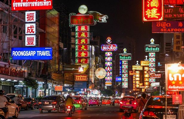 Bangkok: Magical Chinatown At Night With A Local Host