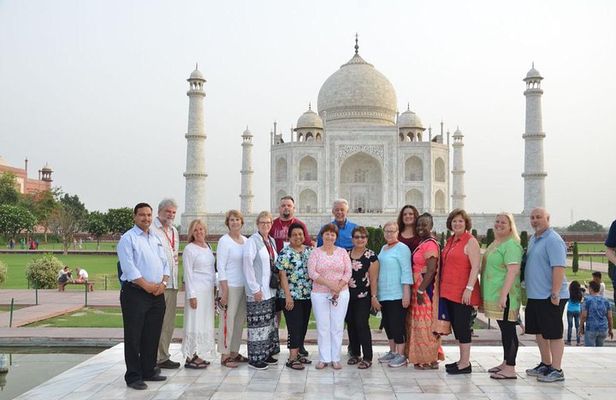 Taj Mahal Sunrise Tour