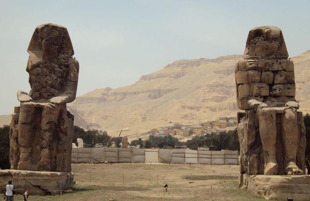 Full-Day Luxor Highlights Tour: East and West Banks
