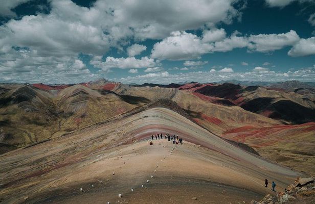 Palccoyo Rainbow Mountain tour in a group