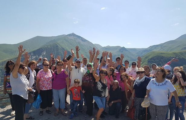 Jinvali-Ananuri-Gudauri-Kazbegi private tour