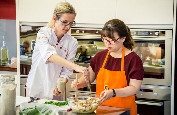 Prague Cooking Class Including Market Visit and 3-Course Lunch