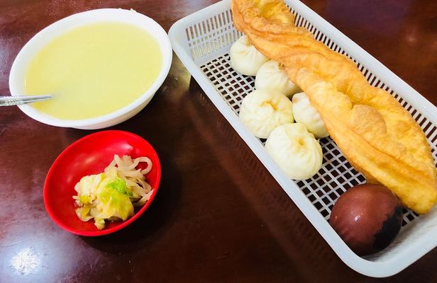 Private Beijing Breakfast Walking Tour