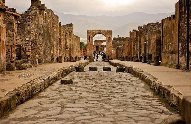 Pompeii Half-Day from Naples