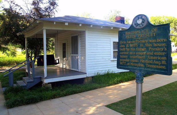 Elvis Presley Birthplace Park in Tupelo with Transport from Memphis