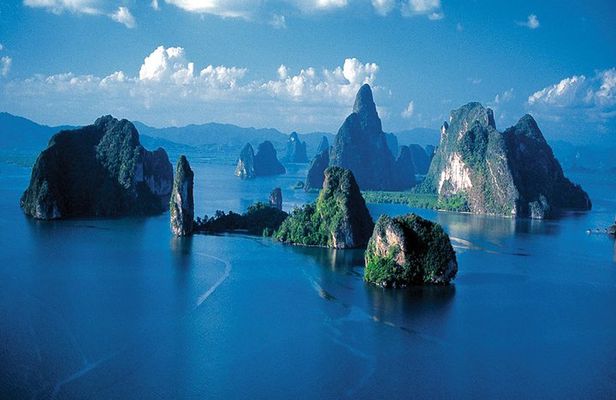 Full-Day Speedboat Tour: James Bond and Khai Islands with Lunch