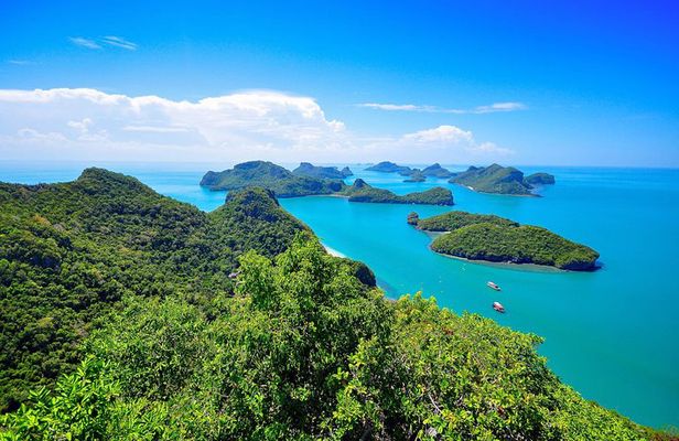 Phang Nga Bay Expedition: Sea Kayaking Through Hidden Lagoons